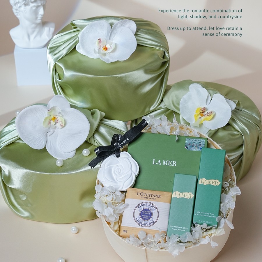 轻奢实用伴娘伴娘高级小众礼盒伴手礼伴娘礼盒小众高端伴手礼礼盒