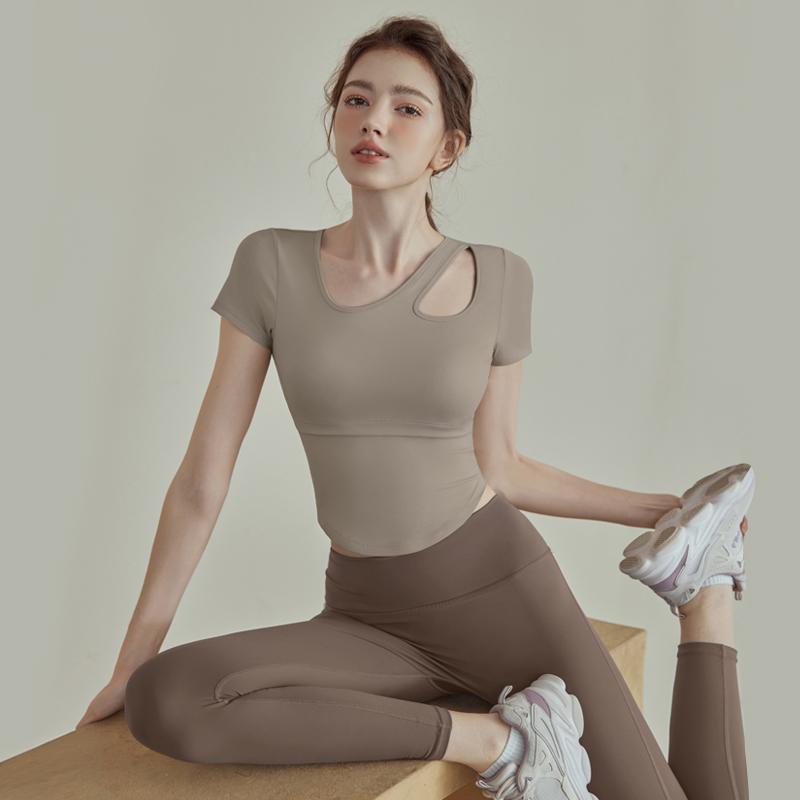 【蕉蕉推荐】瑜伽服女上衣带胸垫夏季新款运动气质普拉提33401