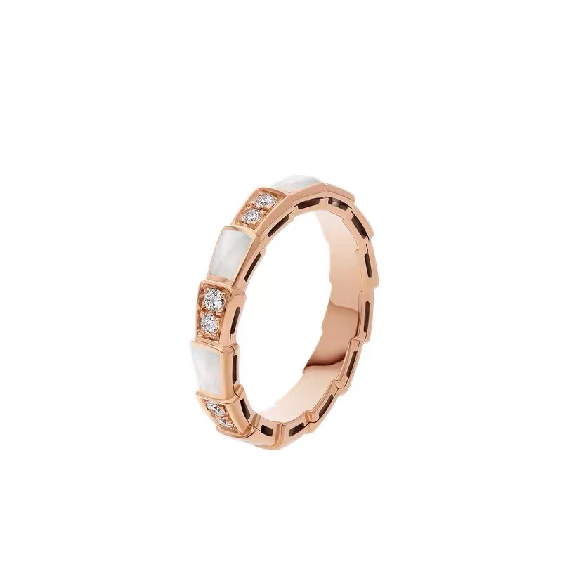 99新 BVLGARI/宝格丽 SERPENTI VIPER 经典 间钻 白贝母 蛇骨戒指