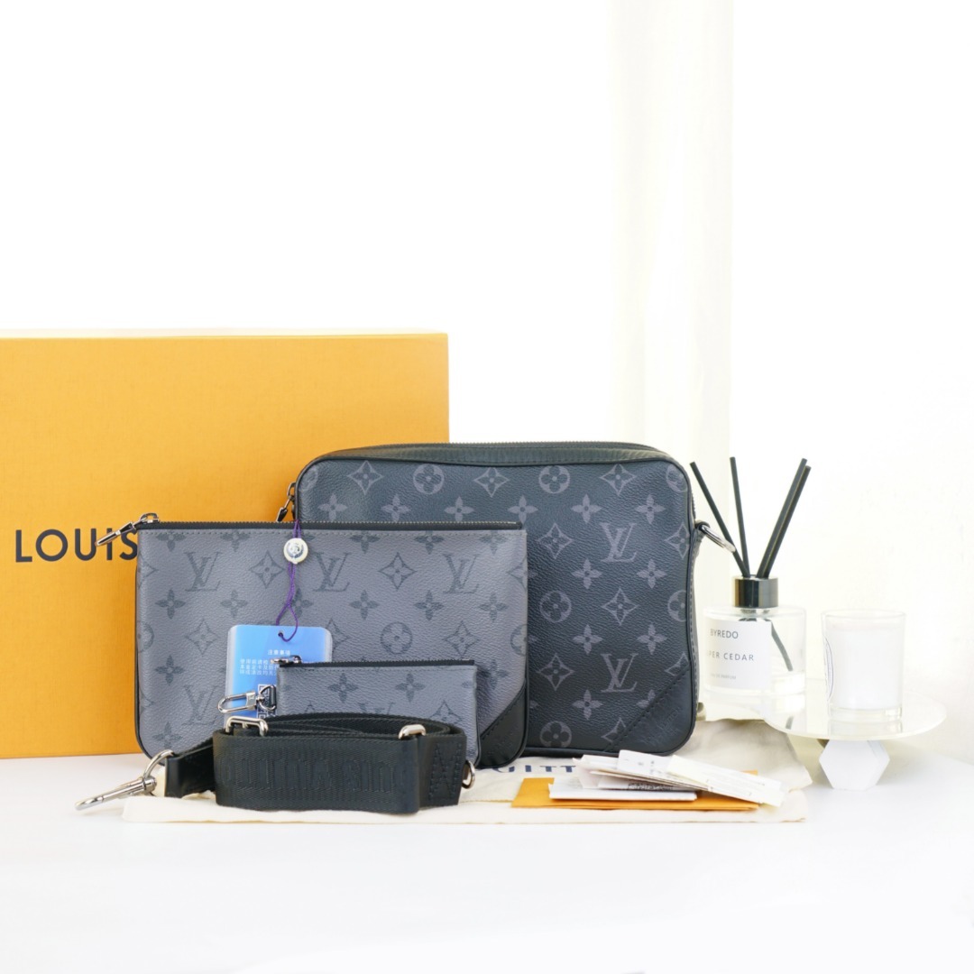 95新 LouisVuitton/路易威登 lv黑武士trio三合一邮差单肩包