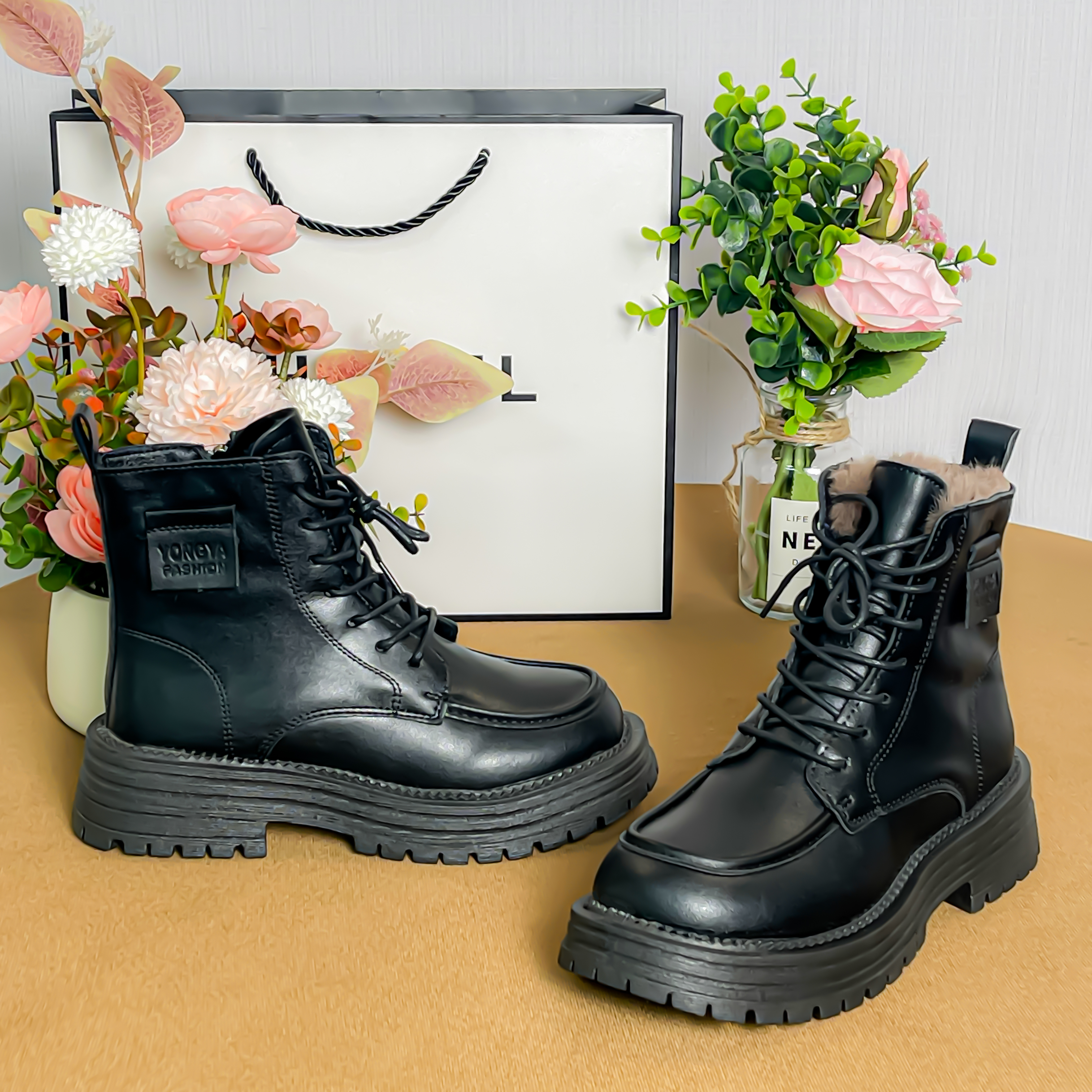 冬季新款厚底英伦风马丁靴女侧拉链加绒保暖休闲鞋888