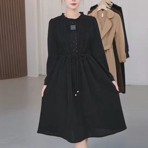 L727大码洋气黑色显瘦高级裙子女新款季连衣裙女装收腰过膝裙子女
