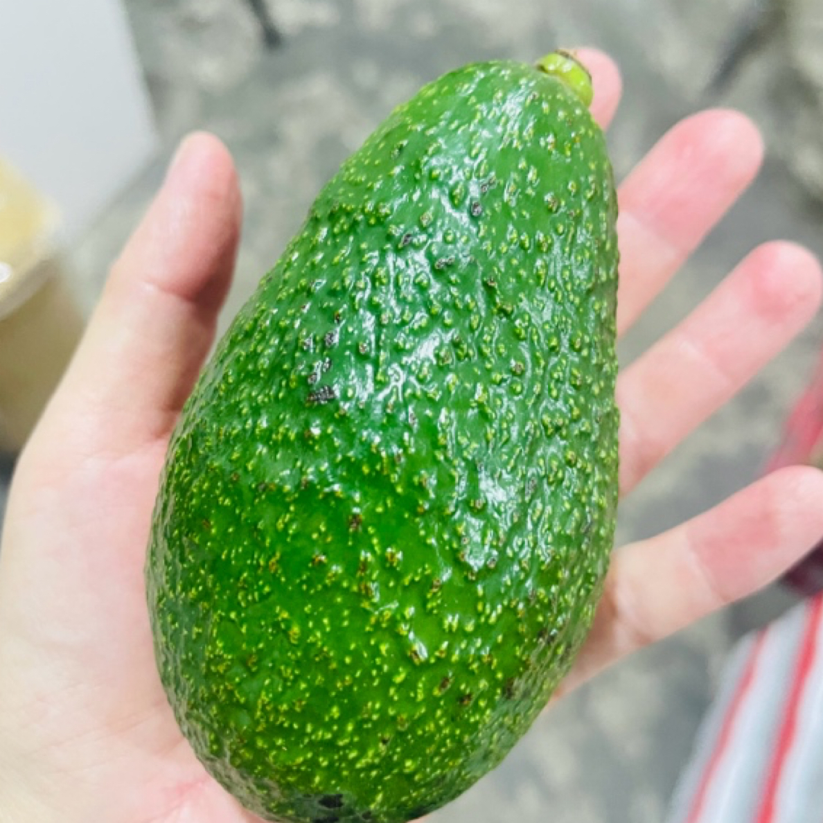 牛油果一组8个放微软再吃