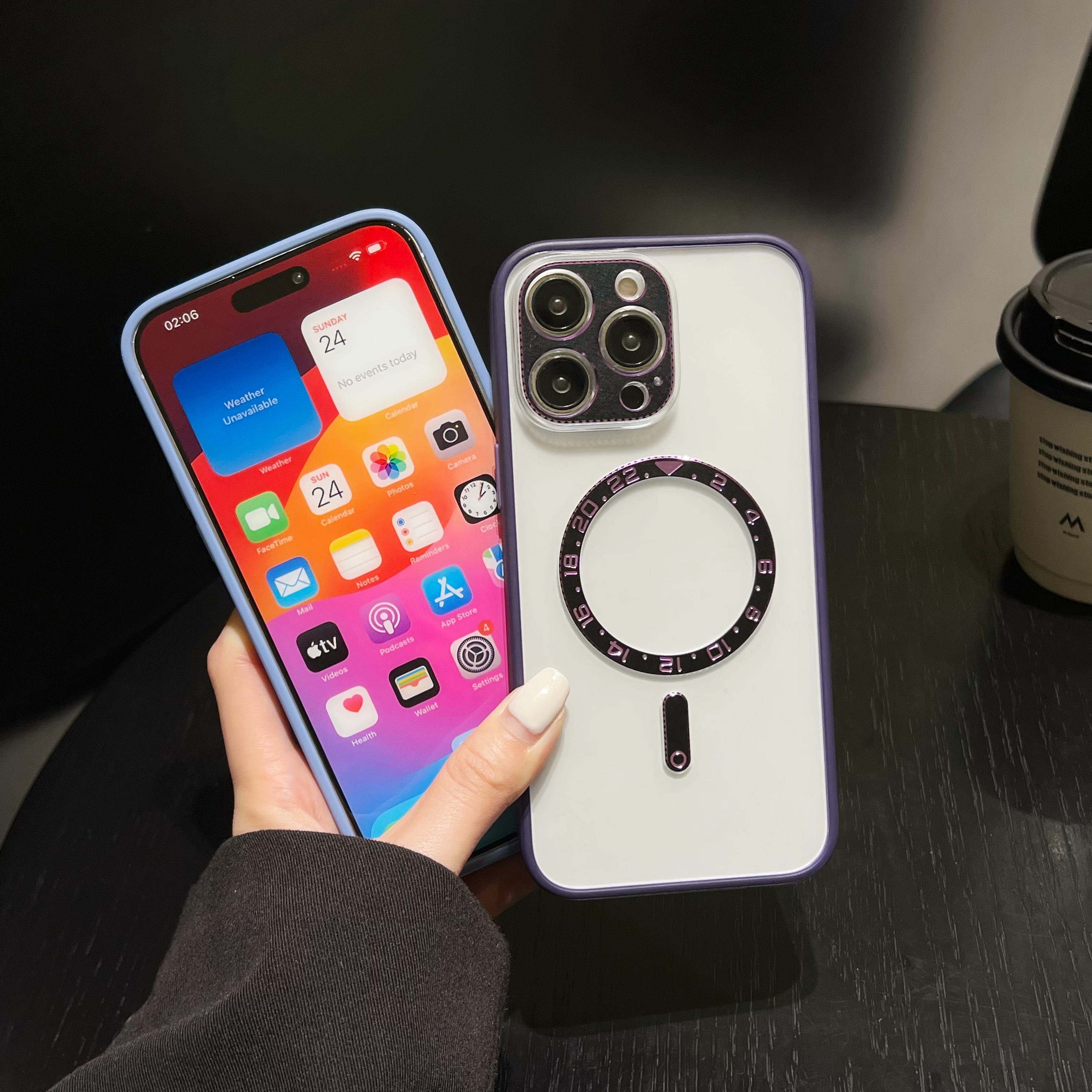 iPhone15ProMax磨砂手机壳苹果14Plus格林尼治14精孔带磁吸保护套
