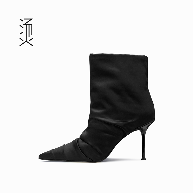Feeeever/烫 社交女鞋秋冬黑抽皱布面细高跟细跟短靴[福旦麻麻]