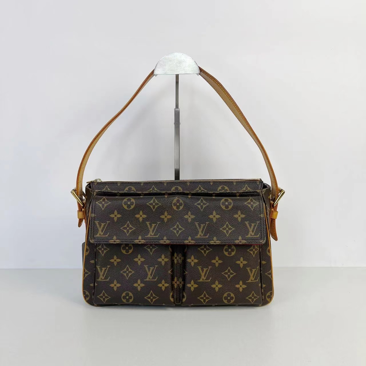 99新 LouisVuitton/路易威登 【肚肚】LV中古可调节骆驼包中号全原