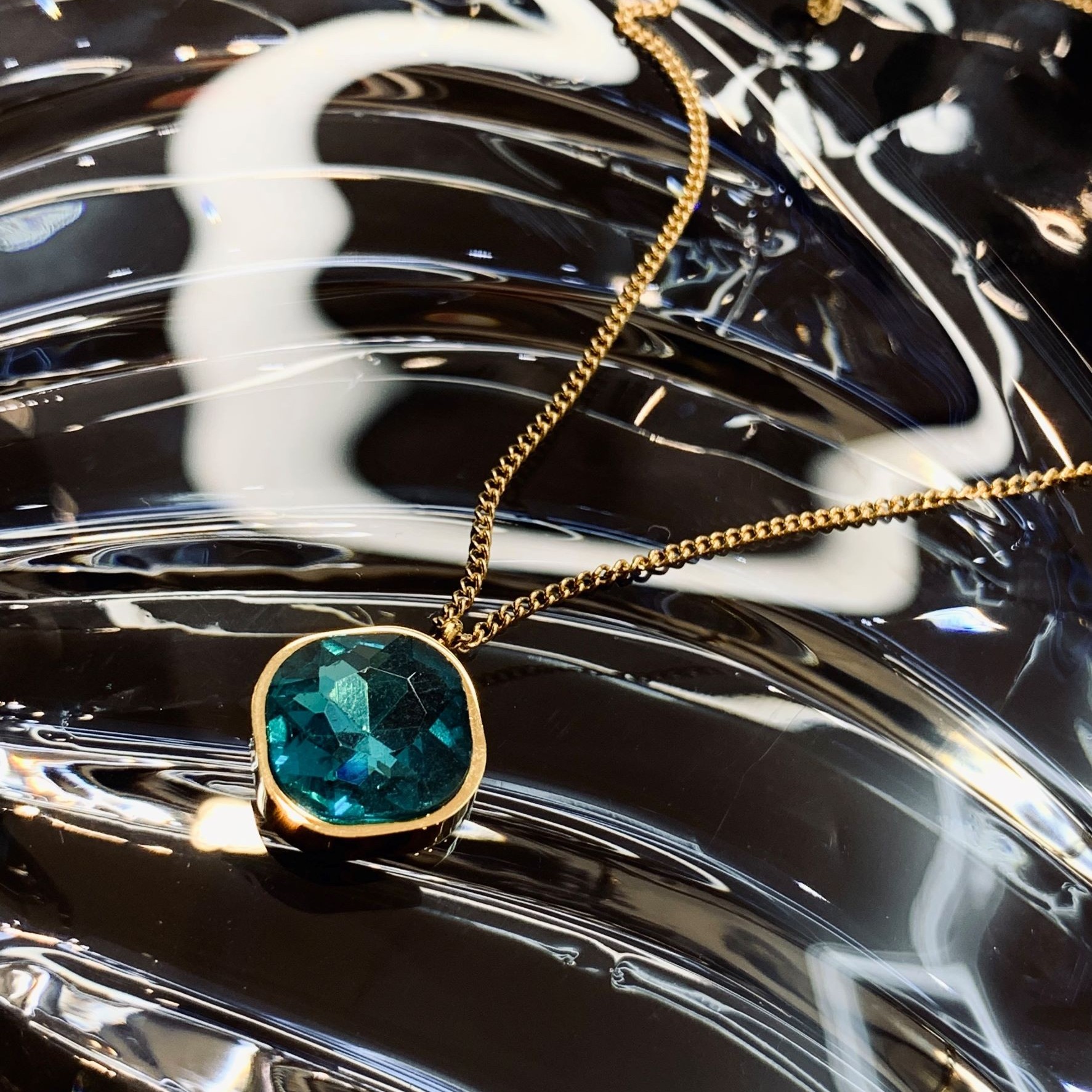 钛钢项链 蓝色锆石海洋之心项链轻奢小众高档不掉色百搭饰品OY076