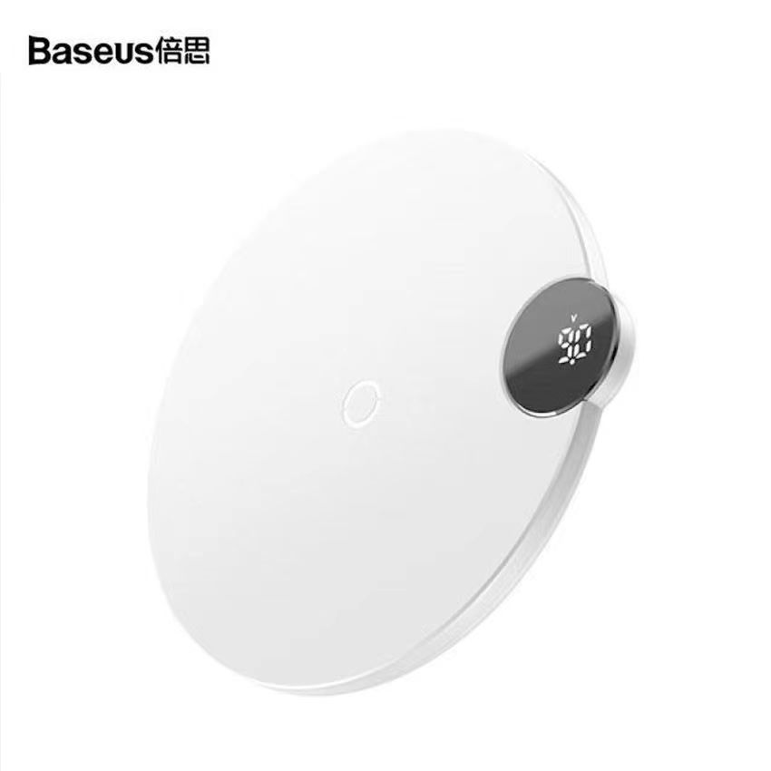 倍思数显无线充电器