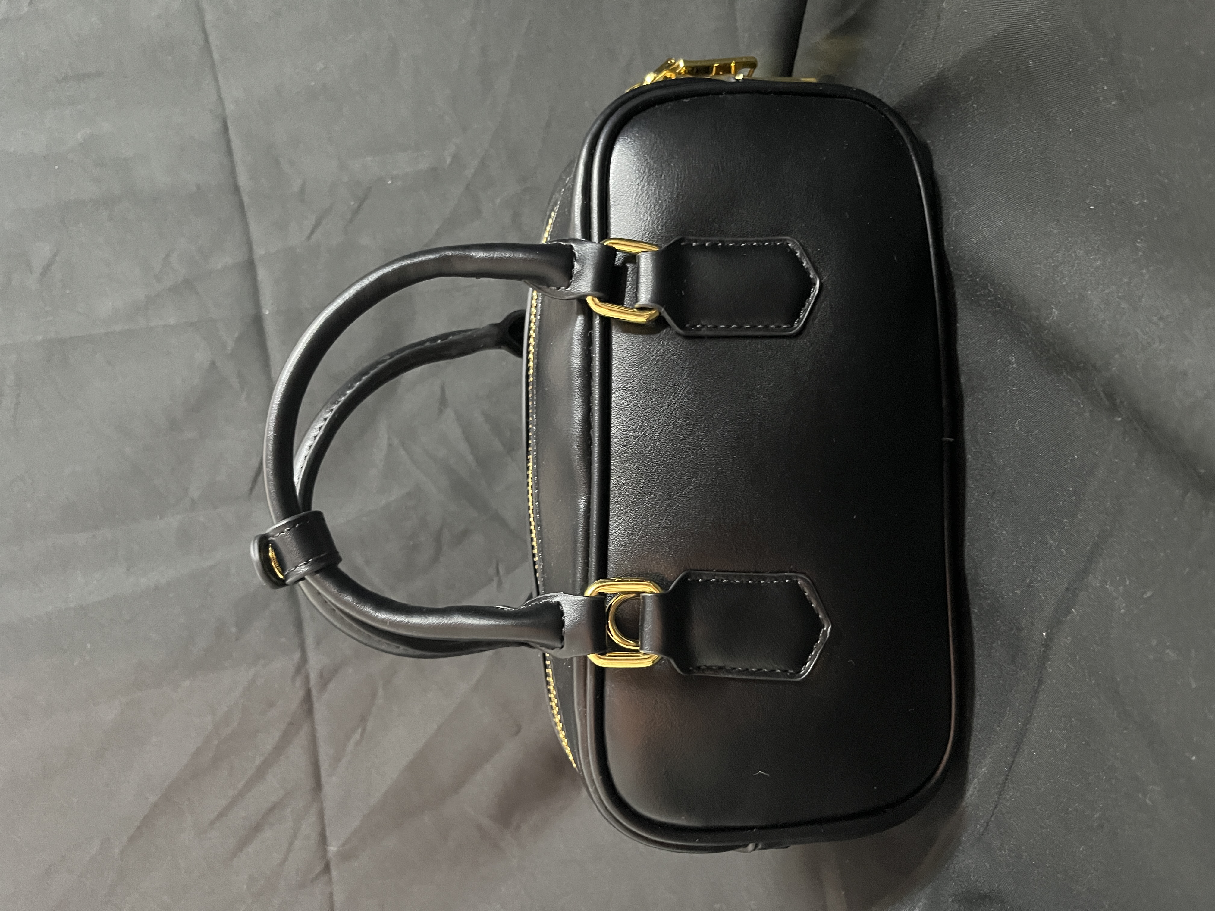 LQ-WITH-QUEEN真皮女包保龄球黑-1