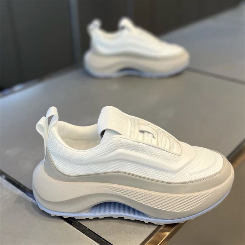 男鞋秋季新款高档老爹鞋厚底镂空纯色休闲鞋百搭软底皮面运动鞋